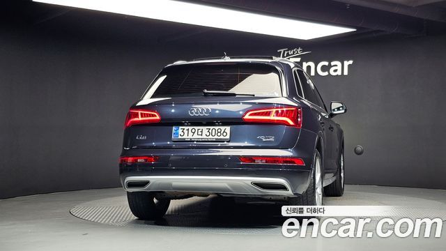 Audi Q5 (FY) 40 TDI Quattro Premium 2020 — фото 4