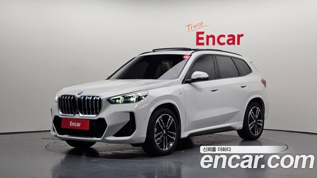 BMW X1 (U11) xDrive 20i M Sport 2025 — фото 1