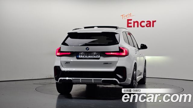 BMW X1 (U11) xDrive 20i M Sport 2025 — фото 4