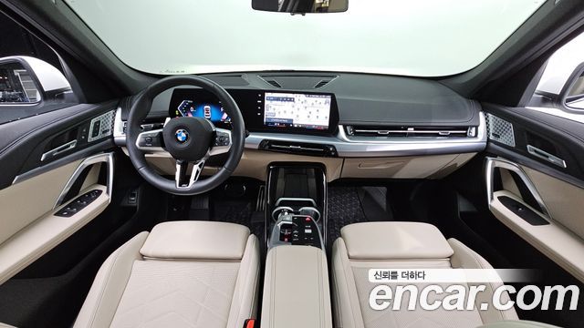 BMW X1 (U11) xDrive 20i M Sport 2025 — фото 7