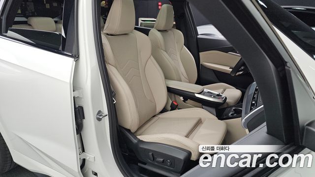 BMW X1 (U11) xDrive 20i M Sport 2025 — фото 10