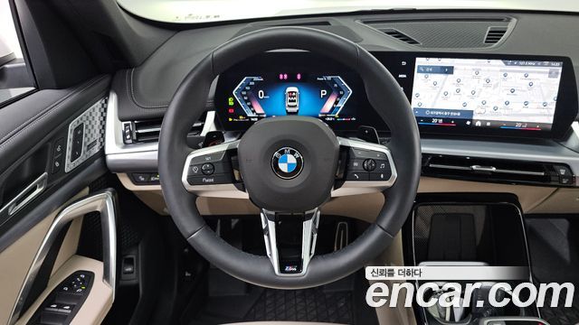 BMW X1 (U11) xDrive 20i M Sport 2025 — фото 17
