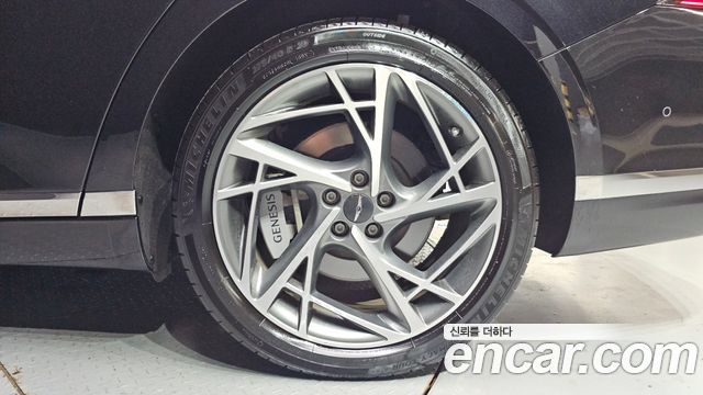 Genesis G90 (RS4) Gasoline 3.5 Turbo 2WD 2023 — фото 21