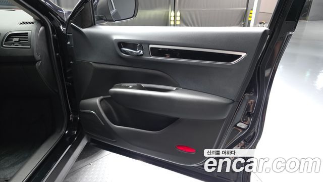 Renault Korea QM6 2.0 GDe RE 2WD 2025 — фото 24