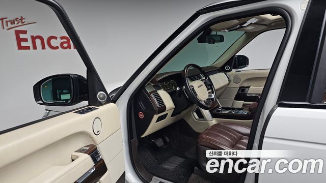 Land Rover Range Rover (IV) 4.4 SDV8 AB LWB DIESEL 2015 — фото 10