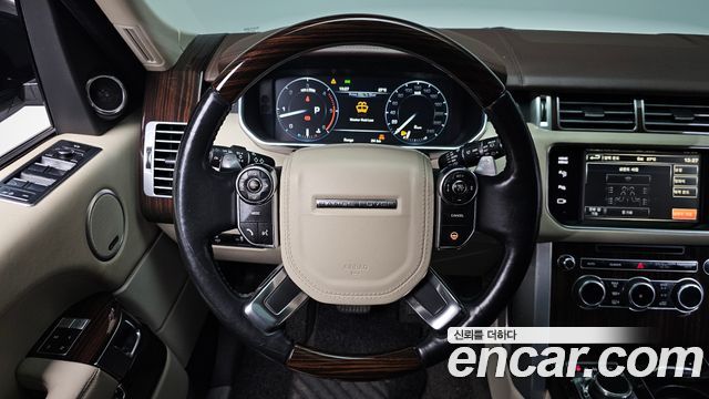 Land Rover Range Rover (IV) 4.4 SDV8 AB LWB DIESEL 2015 — фото 13