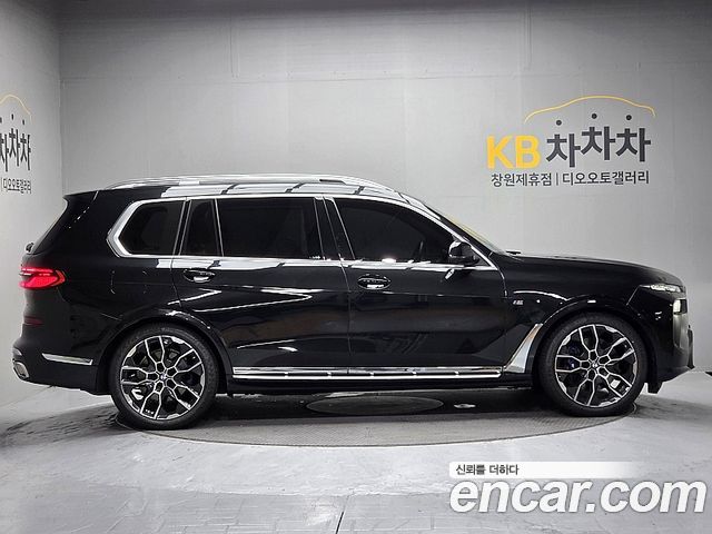 BMW X7 (G07) xDrive 40i M Sport 6STR 2026 — фото 7