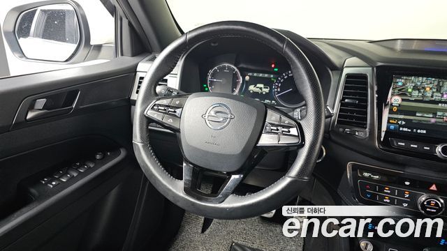 KG Mobility (SsangYong) Rexton Sports Khan Diesel 2.2 4WD Prestige 2021 — фото 13