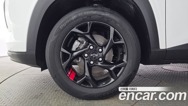 Chevrolet Trax Crossover 1.2 Red Line 2025 — фото 5