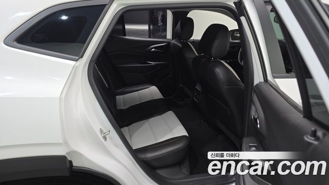 Chevrolet Trax Crossover 1.2 Red Line 2025 — фото 11