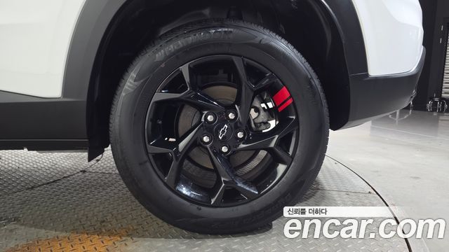 Chevrolet Trax Crossover 1.2 Red Line 2025 — фото 21