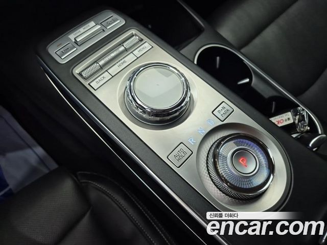Genesis GV70 2.2 Diesel 2WD 2021 — фото 17