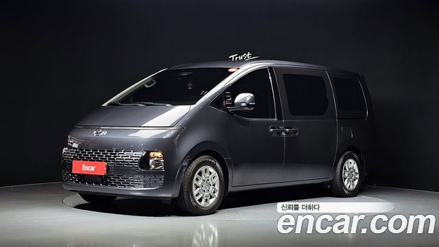 Hyundai Staria Tourer 11-Seater Modern 2023 — фото 1