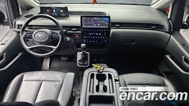 Hyundai Staria Tourer 11-Seater Modern 2023 — фото 7