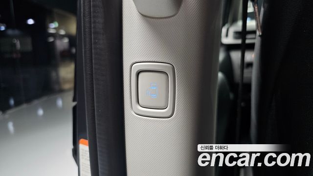 Hyundai Staria Tourer 11-Seater Modern 2023 — фото 19