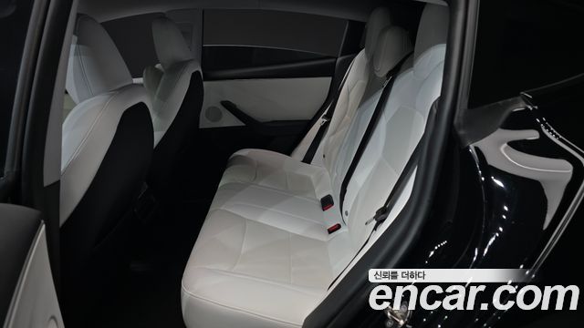 Tesla Model 3 Long Range AWD 2024 — фото 12