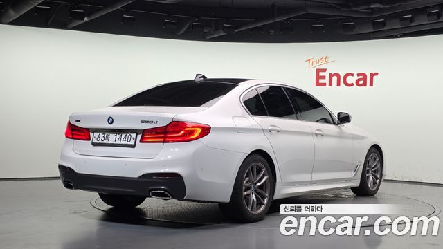 BMW 5 Series (G30) 520d xDrive M Sport Package Plus 2019 — фото 2