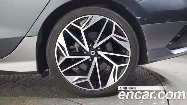 Hyundai Ioniq 6 Long Range Prestige 2023 — фото 27