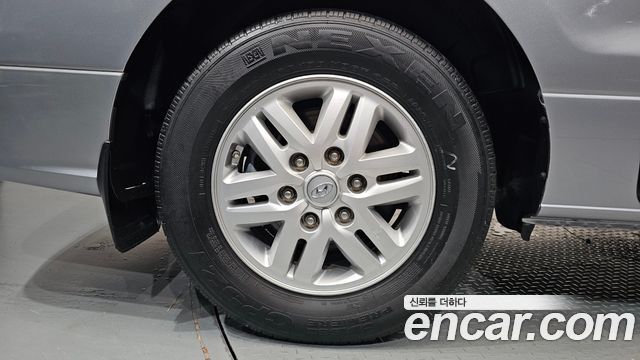 Hyundai Grand Starex Van 3-Seater Smart 2021 — фото 21