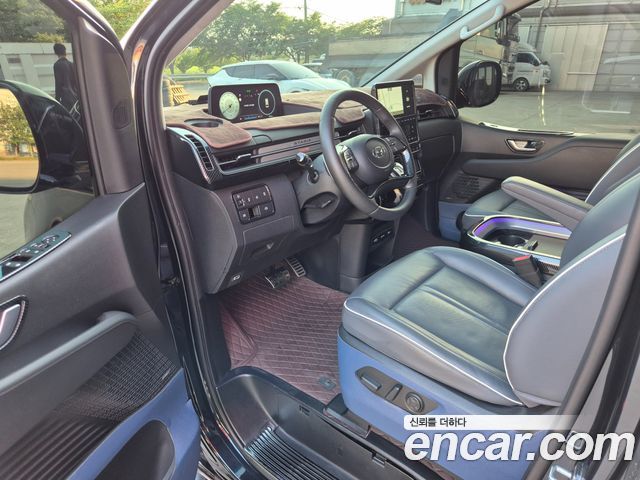 Hyundai Staria 4WD Lounge 9-Seater Inspiration 2024 — фото 10