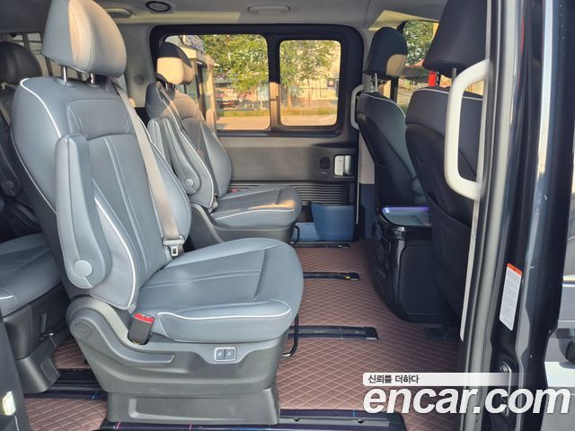 Hyundai Staria 4WD Lounge 9-Seater Inspiration 2024 — фото 23