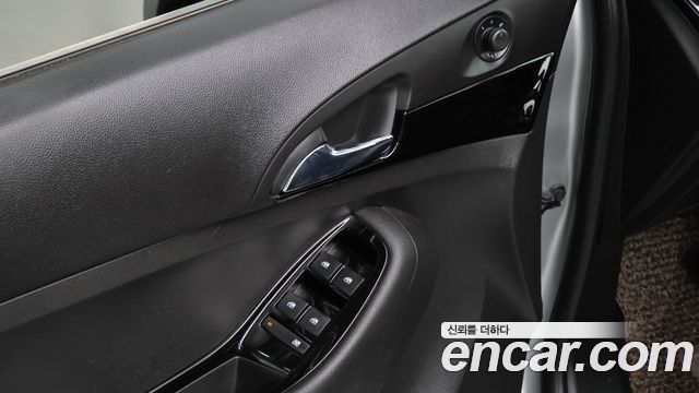 Chevrolet Orlando 1.6 Diesel LT Premium 2017 — фото 16