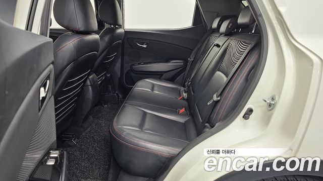 KG Mobility (SsangYong) Tivoli Air Diesel IX 2WD 2016 — фото 11