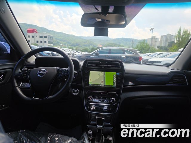 KG Mobility (SsangYong) Very New Tivoli Gasoline 1.5 2WD V3 2022 — фото 9