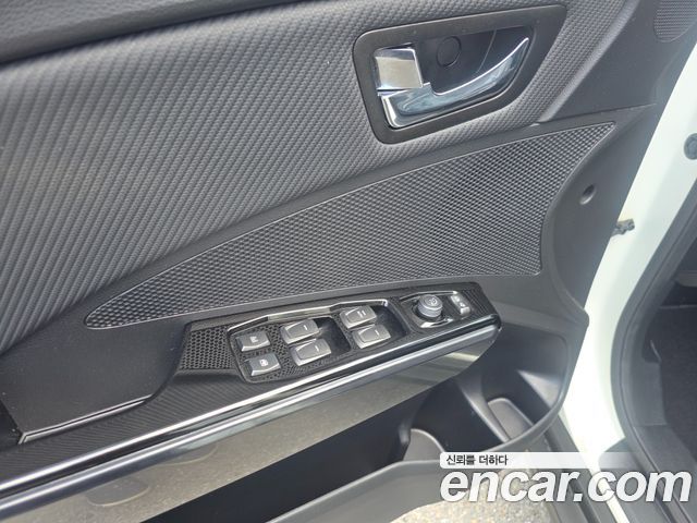 KG Mobility (SsangYong) Very New Tivoli Gasoline 1.5 2WD V3 2022 — фото 17