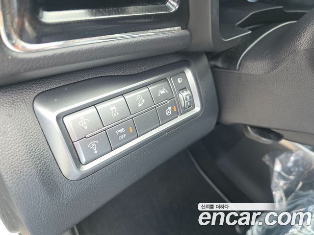 KG Mobility (SsangYong) Very New Tivoli Gasoline 1.5 2WD V3 2022 — фото 18