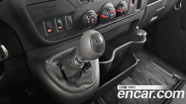 Renault Korea Master 2.3 Van L 2019 — фото 9