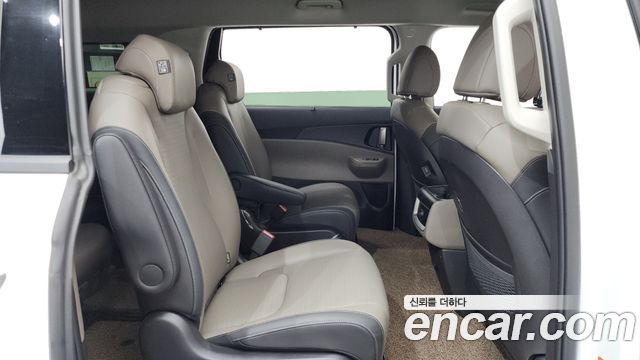 Kia Carnival (IV) Diesel 9-Seater Noblesse 2025 — фото 11
