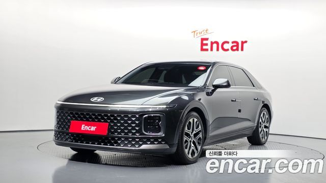 Hyundai Grandeur (GN7) 3.5 LPG 2WD Premium 2023 — фото 1