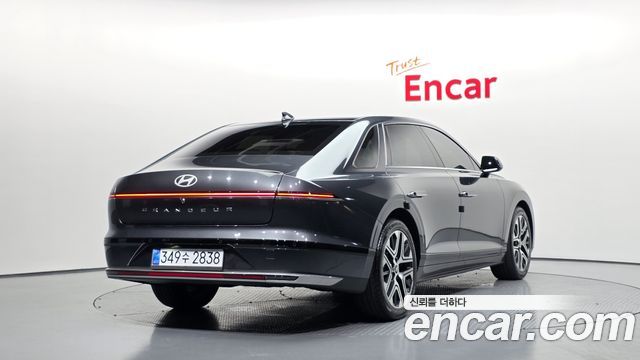 Hyundai Grandeur (GN7) 3.5 LPG 2WD Premium 2023 — фото 2