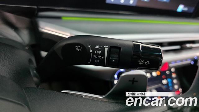 Hyundai Grandeur (GN7) 3.5 LPG 2WD Premium 2023 — фото 31