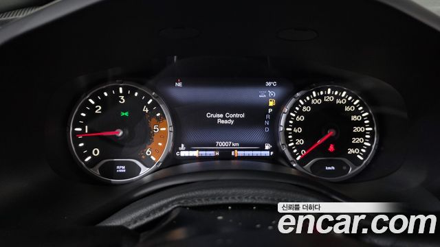 Jeep Renegade 2.0 Diesel Tailhawk AWD 2018 — фото 8