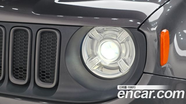 Jeep Renegade 2.0 Diesel Tailhawk AWD 2018 — фото 22
