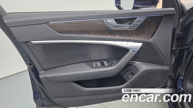 Audi A6 (C8) 45 TFSI Premium 2021 — фото 30