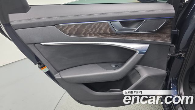 Audi A6 (C8) 45 TFSI Premium 2021 — фото 31