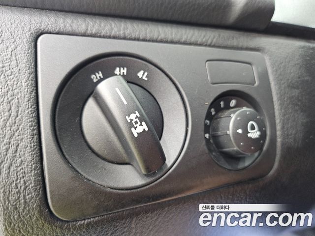 KG Mobility (SsangYong) Rexton W 2.2 4WD RX7 Luxury 2016 — фото 17