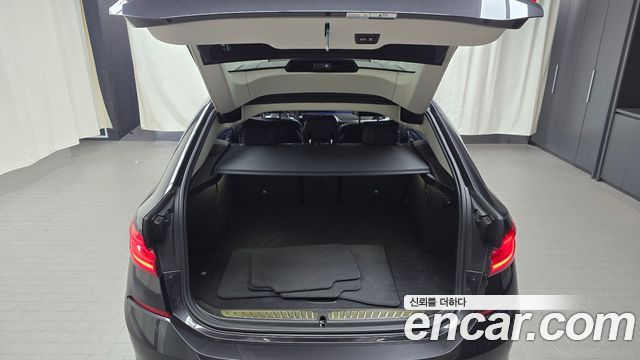 BMW 6 Series GT (G32) 630i xDrive Luxury 2022 — фото 38