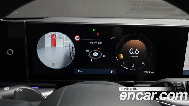 Hyundai Grandeur (GN7) 2,5 Gasoline 2WD Exclusive 2023 — фото 8