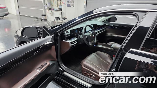 Hyundai Grandeur (GN7) 2,5 Gasoline 2WD Exclusive 2023 — фото 10