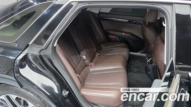 Hyundai Grandeur (GN7) 2,5 Gasoline 2WD Exclusive 2023 — фото 11