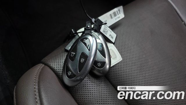 Hyundai Grandeur (GN7) 2,5 Gasoline 2WD Exclusive 2023 — фото 16