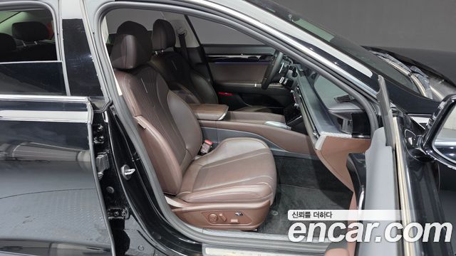 Hyundai Grandeur (GN7) 2,5 Gasoline 2WD Exclusive 2023 — фото 26