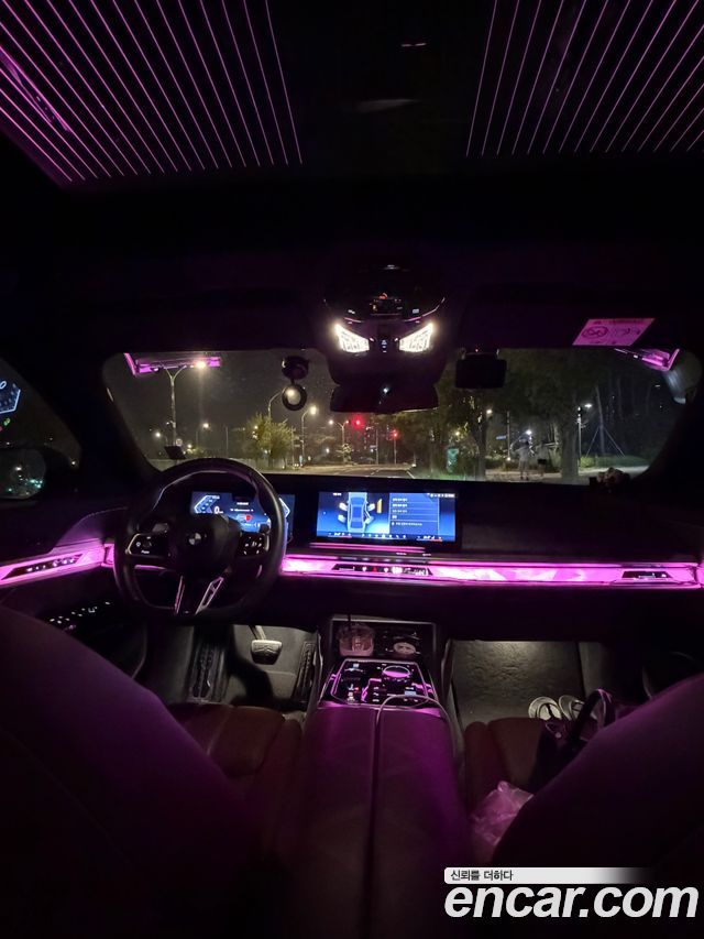 BMW 7 Series (G70) 740i sDrive M Sport 2023 — фото 5