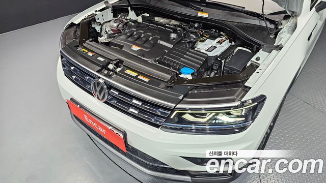 Volkswagen Tiguan Allspace 2.0 TDI Prestige 2020 — фото 6