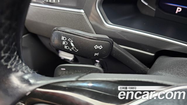 Volkswagen Tiguan Allspace 2.0 TDI Prestige 2020 — фото 19