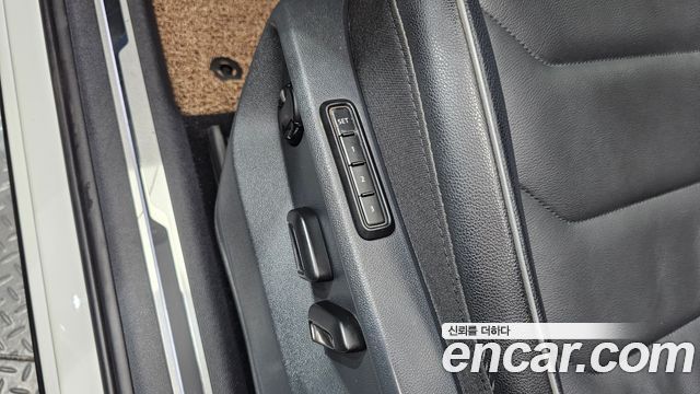 Volkswagen Tiguan Allspace 2.0 TDI Prestige 2020 — фото 30